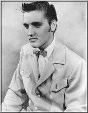 Elvis im Alter von 17 Jahren