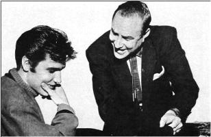 Dewey Phillips im Gespräch mit Elvis